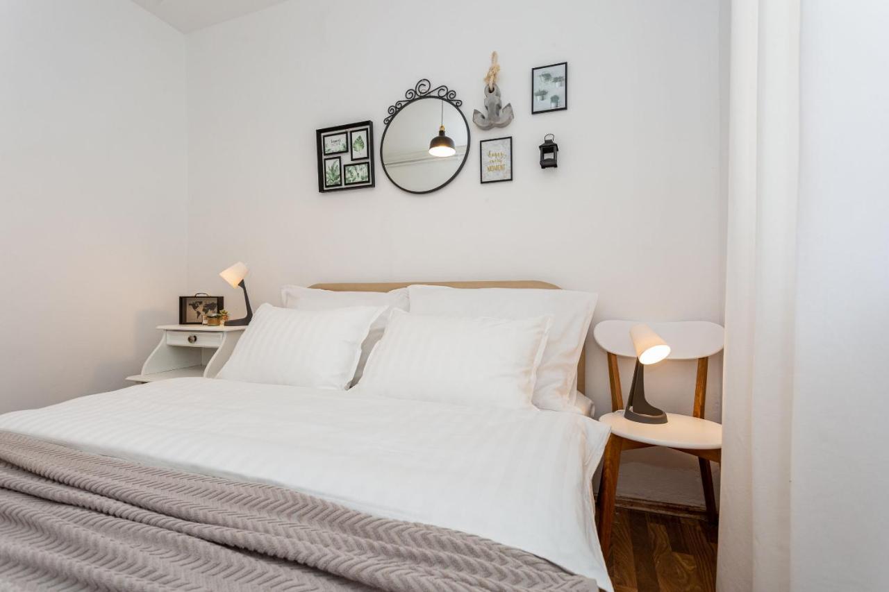 Apartment Magnolia Šilo Dış mekan fotoğraf
